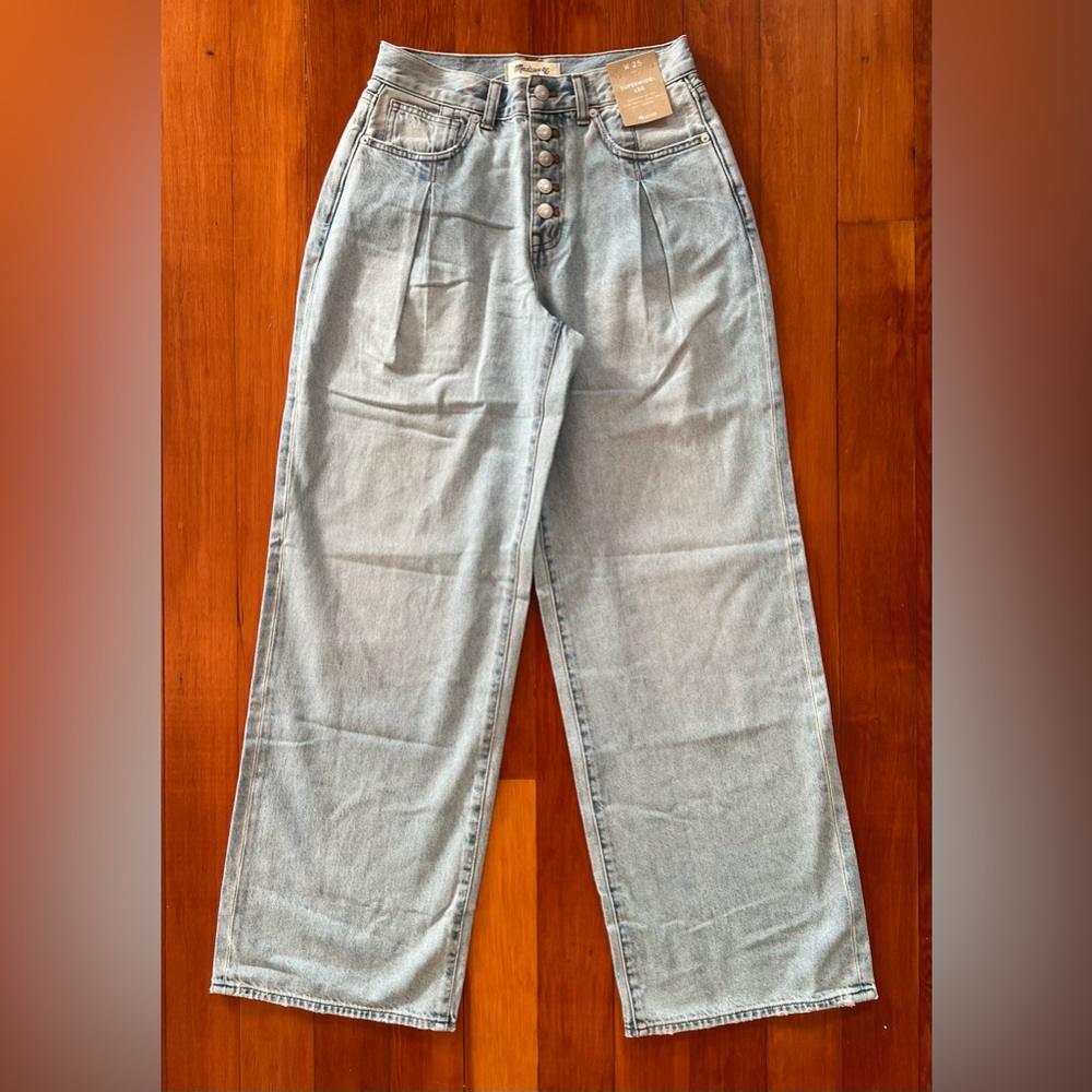 NWT Madewell Superwide-Leg Jeans in Cather Wash: Button-Front Edition - 25 - Picture 10 of 11